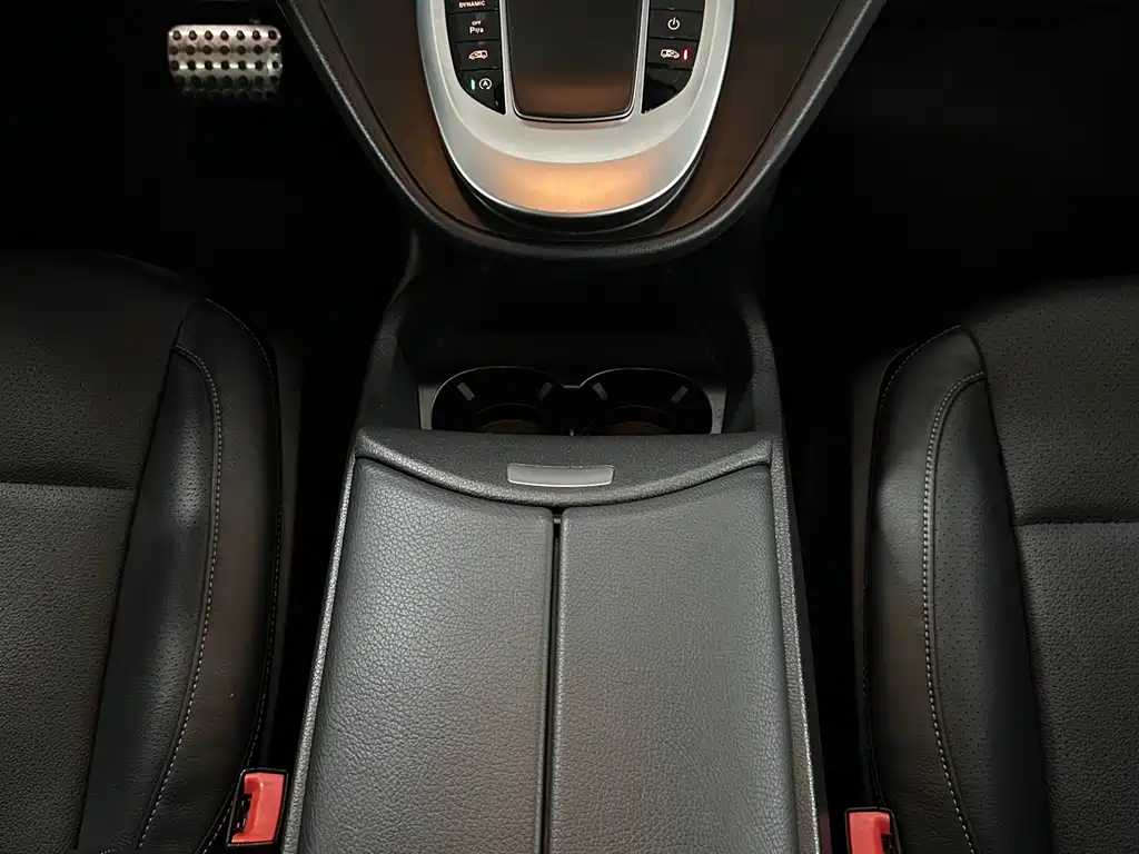 Mercedes-Benz Mercedes-Benz V-Class 2022 V 260 L Long Wheelbase Luxury Edition 2022 - thumbnail 18