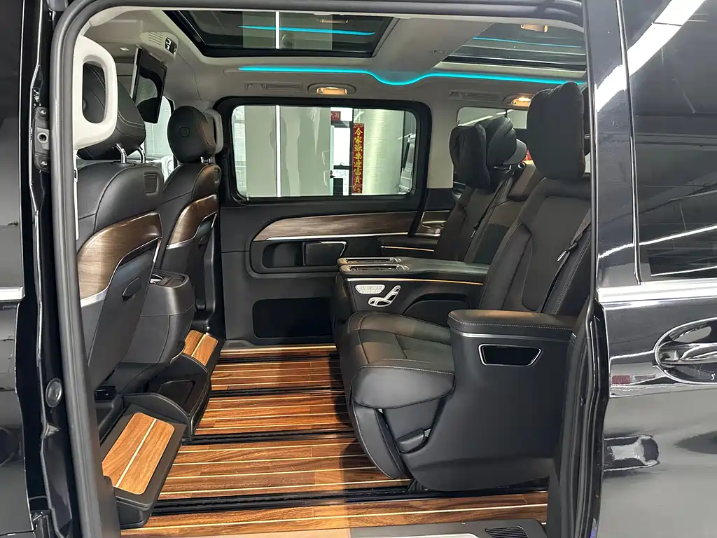 Mercedes-Benz Mercedes-Benz V-Class 2022 V 260 L Long Wheelbase Luxury Edition 2022 - thumbnail 22
