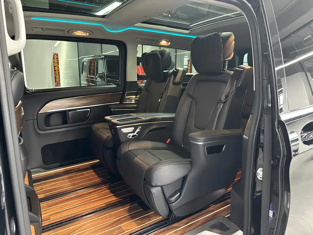 Mercedes-Benz Mercedes-Benz V-Class 2022 V 260 L Long Wheelbase Luxury Edition 2022 - thumbnail 23