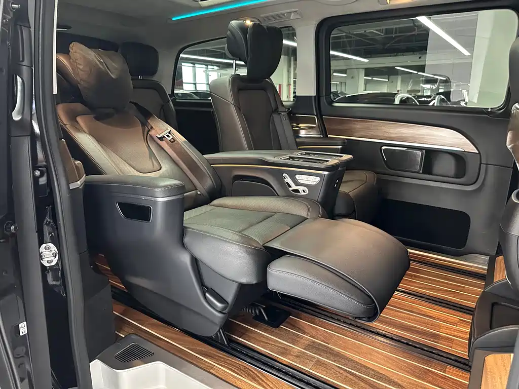 Mercedes-Benz Mercedes-Benz V-Class 2022 V 260 L Long Wheelbase Luxury Edition 2022 - thumbnail 27