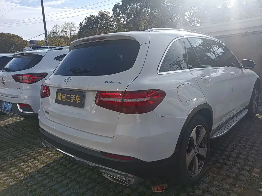 Mercedes-Benz Mercedes-Benz GLC 2016 GLC 260 4MATIC Luxury Edition 2016 - thumbnail 9