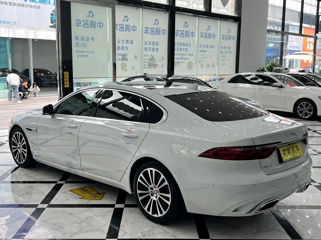 Jaguar Jaguar XFL 2023 XFL 2.0T P250 RWD Luxury Premium Edition 2024 - thumbnail 13