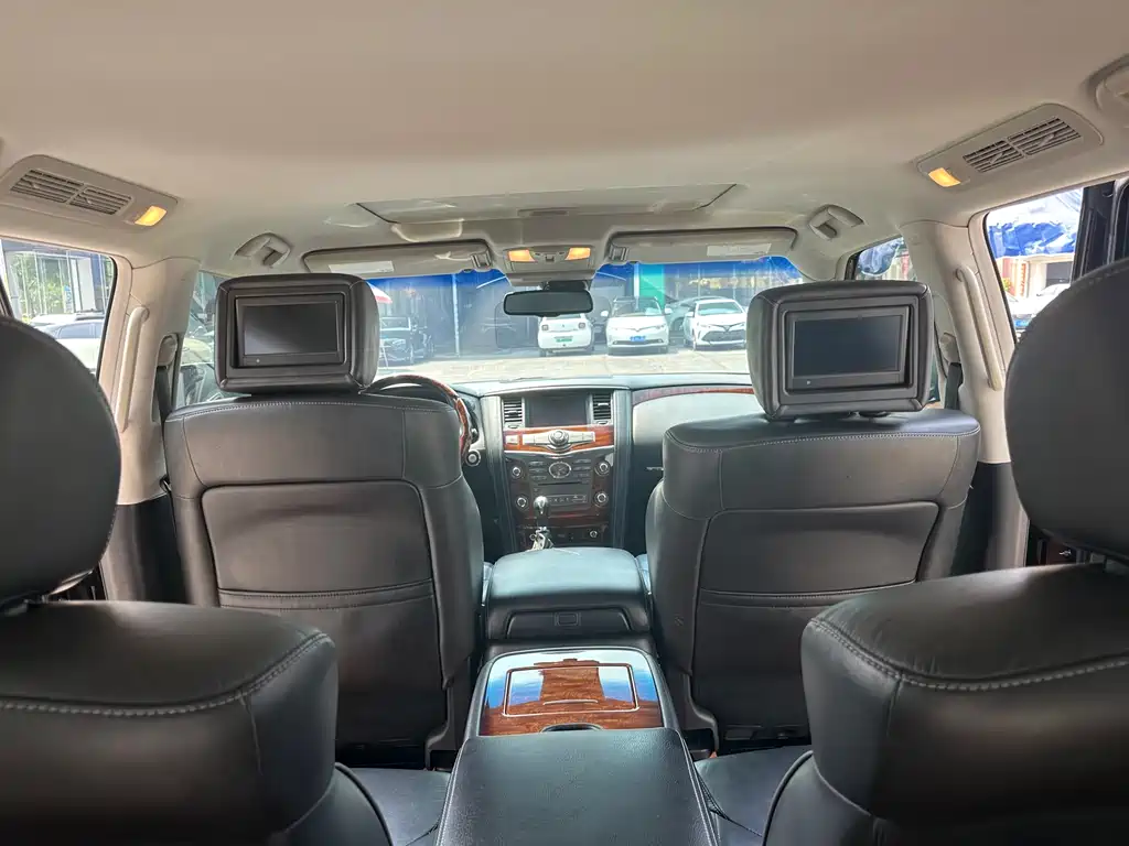Infiniti Infiniti QX80 2016 5.6L 4WD 2018 - thumbnail 12