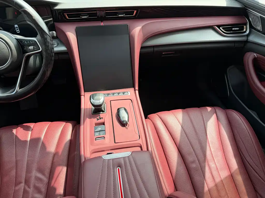 Hongqi Hongqi H5 2024 2.0T Automatic Intelligent Connectivity Flag Enjoyment Edition 2024 - thumbnail 10