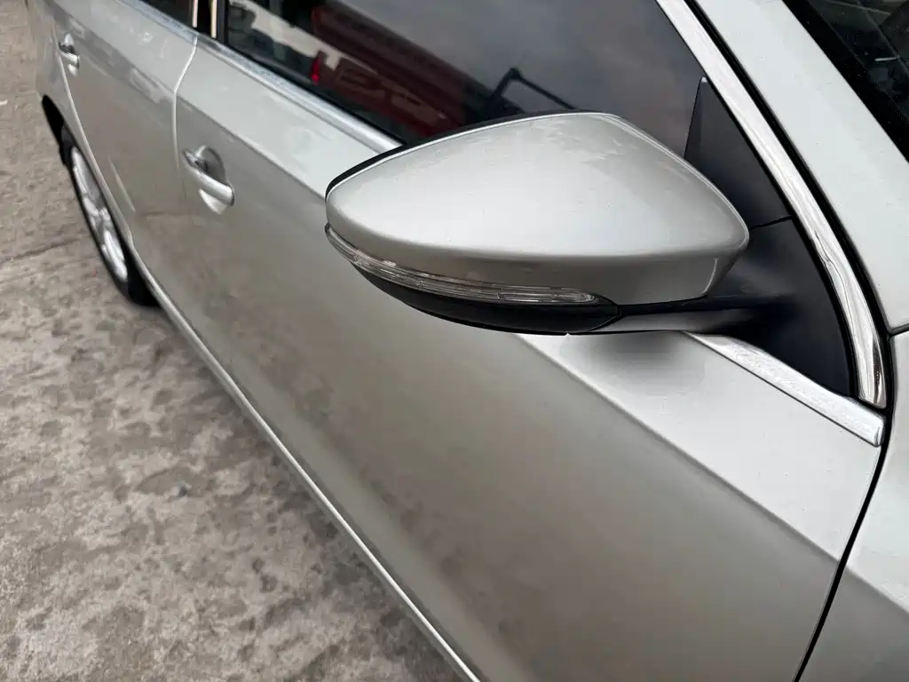 Volkswagen Volkswagen Sagitar 2012 1.6L Automatic Comfort Edition 2012 - thumbnail 16