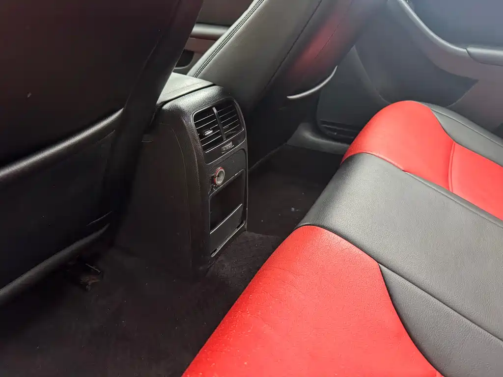 Volkswagen Volkswagen Sagitar 2012 1.6L Automatic Comfort Edition 2012 - thumbnail 18