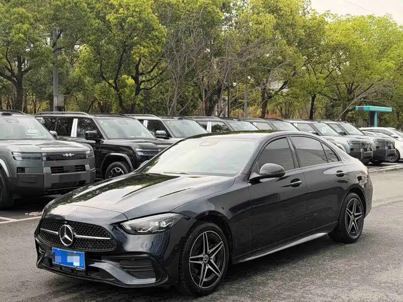 Mercedes-Benz Mercedes-Benz C-Class 2023 C 260 L Night Sport Edition 2023 - thumbnail 3