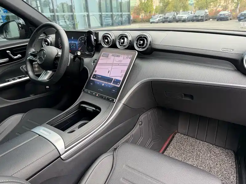 Mercedes-Benz Mercedes-Benz C-Class 2023 C 260 L Night Sport Edition 2023 - thumbnail 10