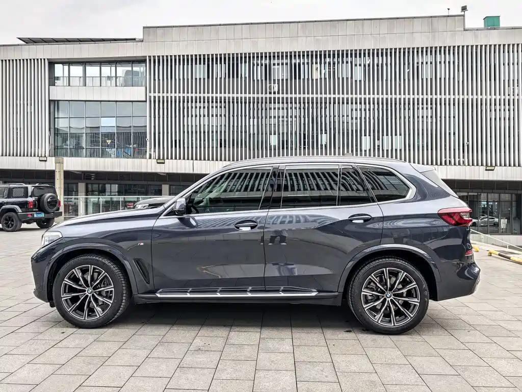 BMW BMW X5 xDrive40i M Sport Package (Imported) 2020 Model 2020 - thumbnail 4