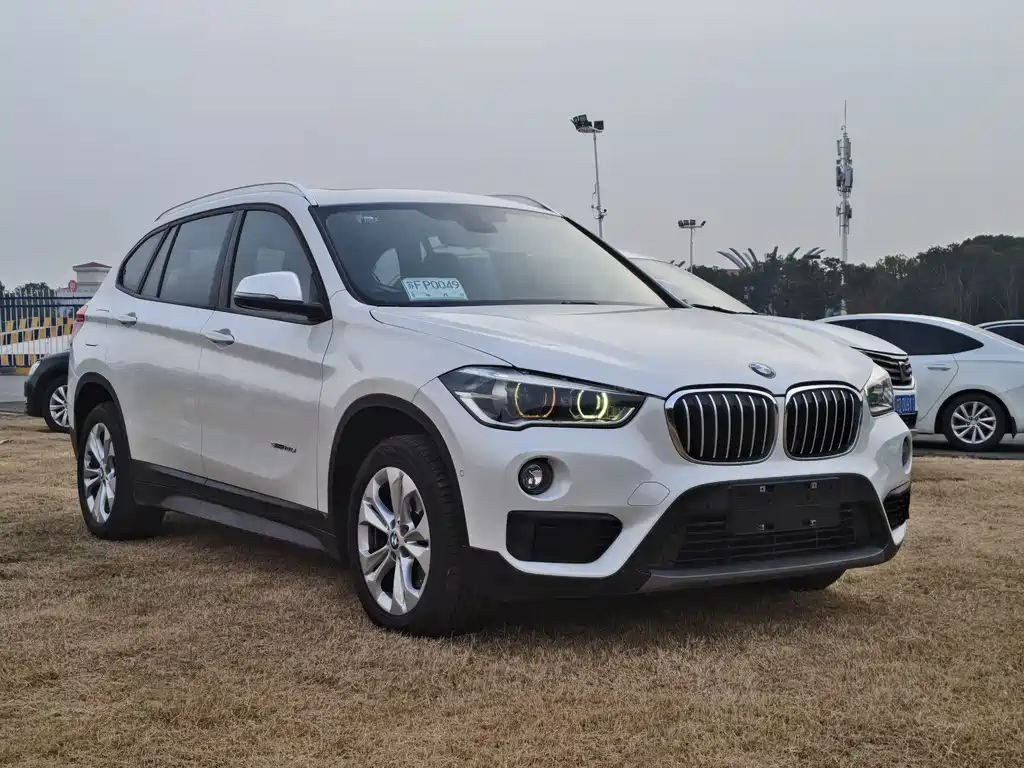 BMW BMW X1 2016 sDrive18Li Premium Model 2016 - thumbnail 2