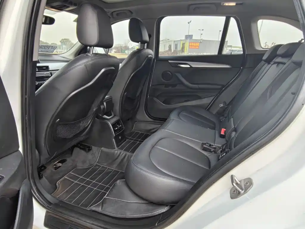 BMW BMW X1 2016 sDrive18Li Premium Model 2016 - thumbnail 5
