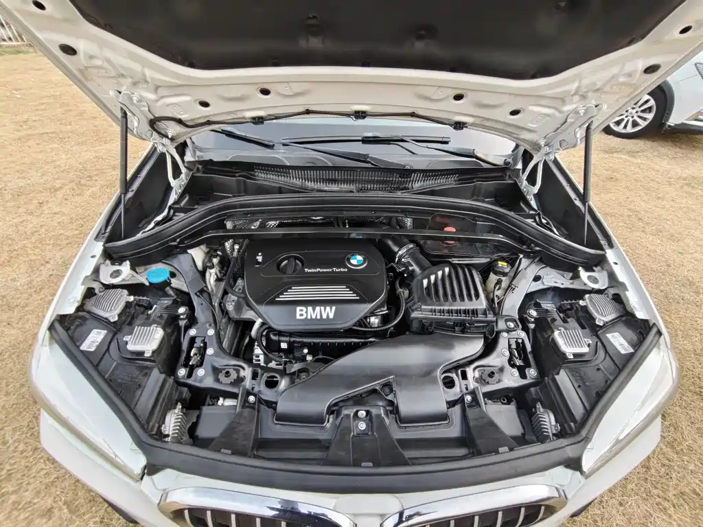 BMW BMW X1 2016 sDrive18Li Premium Model 2016 - thumbnail 6