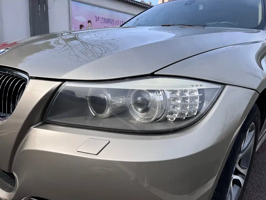 BMW BMW 3 Series (Imported) 2012 318i Leading Edition 2012 - thumbnail 2