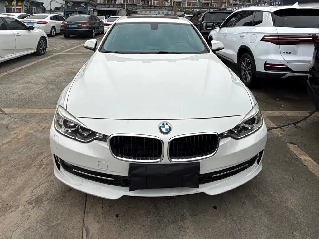 BMW BMW 3 Series 2013 320Li Fashion Edition 2014 - thumbnail 2