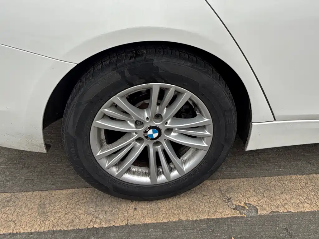 BMW BMW 3 Series 2013 320Li Fashion Edition 2014 - thumbnail 6