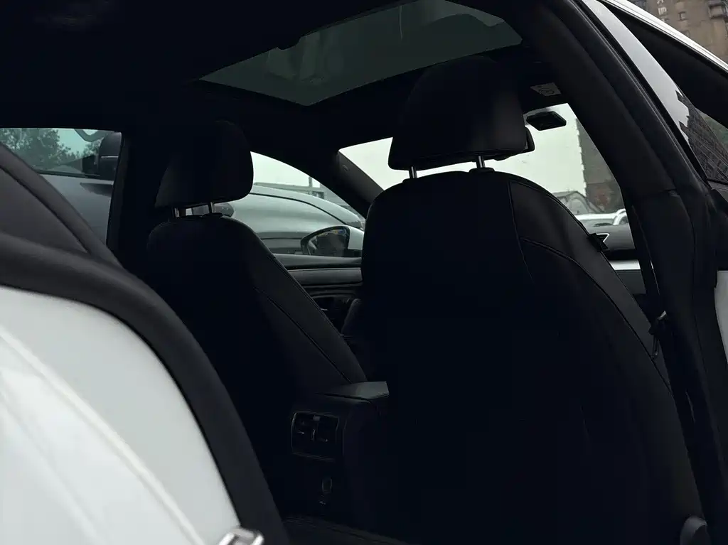 Volkswagen Volkswagen CC 2016 1.8TSI Luxury Edition 2016 - thumbnail 6