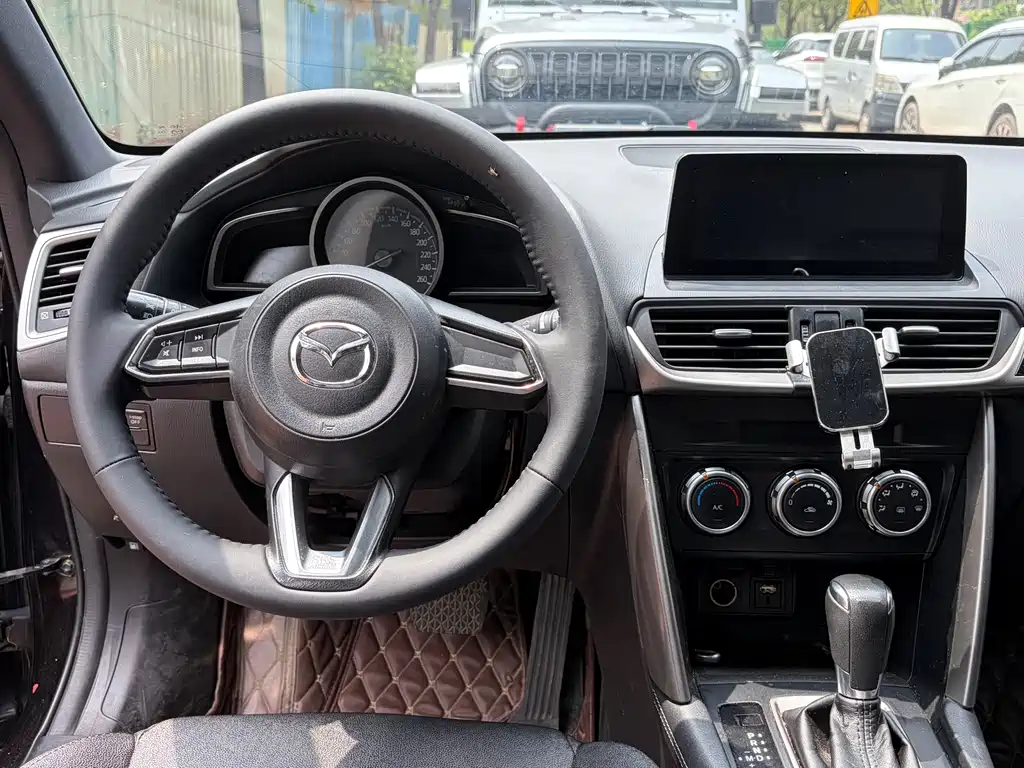 Mazda Mazda CX-4 2018 2.0L Automatic 2WD Skyactiv-Vehicle Dynamic Version China V 2018 - thumbnail 5