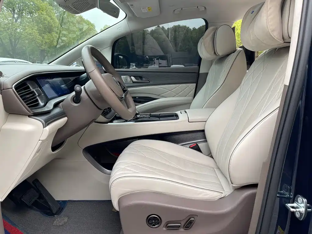 Denza Tang D9 2022 DM-i 970 AWD Premium Edition 2023 - thumbnail 21