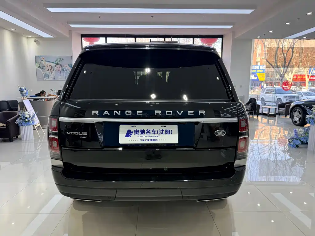 Land Rover Range Rover 2022 3.0 L6 400PS Autobiography Long Wheelbase Classic Edition 2022 - thumbnail 5