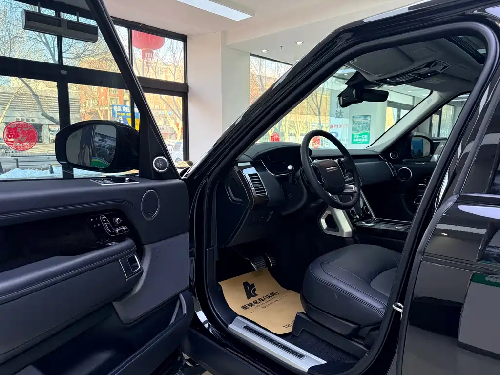 Land Rover Range Rover 2022 3.0 L6 400PS Autobiography Long Wheelbase Classic Edition 2022 - thumbnail 8