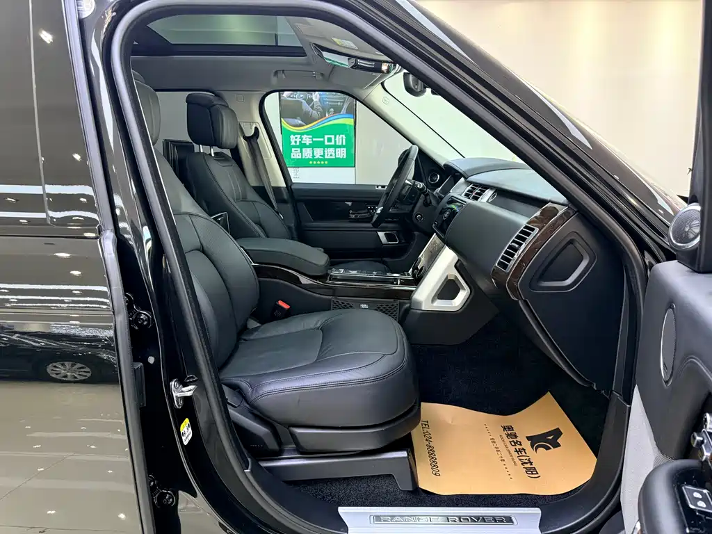 Land Rover Range Rover 2022 3.0 L6 400PS Autobiography Long Wheelbase Classic Edition 2022 - thumbnail 10
