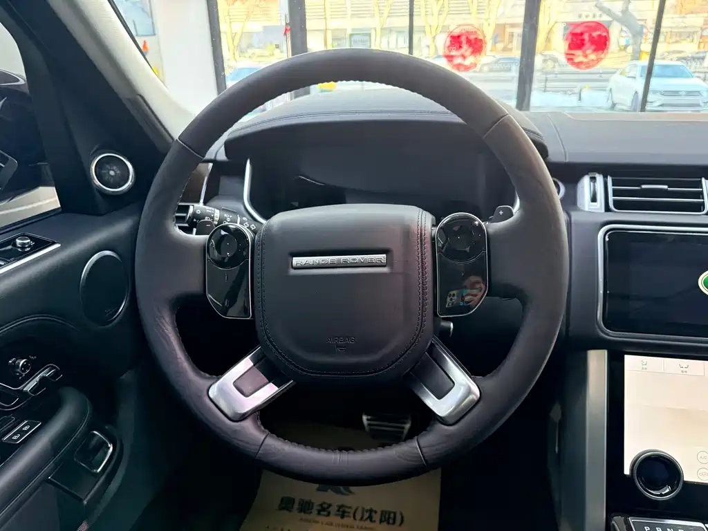 Land Rover Range Rover 2022 3.0 L6 400PS Autobiography Long Wheelbase Classic Edition 2022 - thumbnail 15
