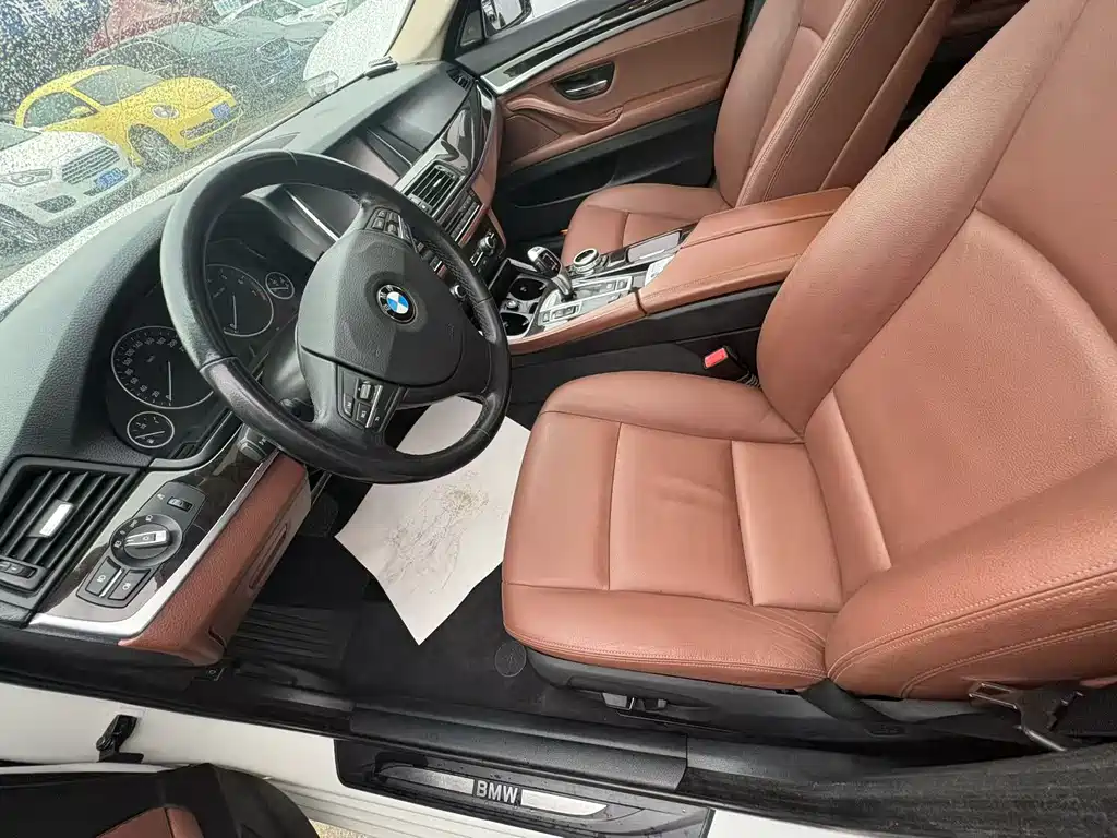 BMW BMW 5 Series 2014 525Li Luxury Design Package 2015 - thumbnail 5