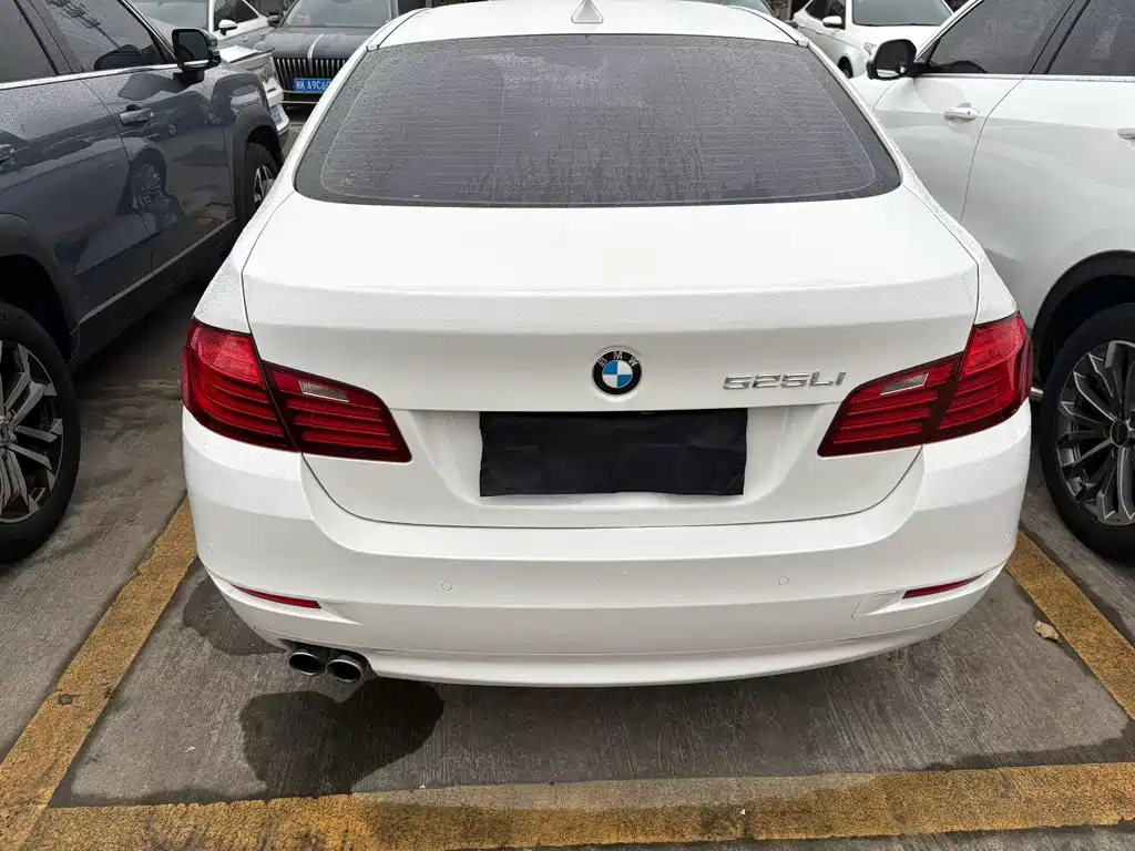 BMW BMW 5 Series 2014 525Li Luxury Design Package 2015 - thumbnail 9