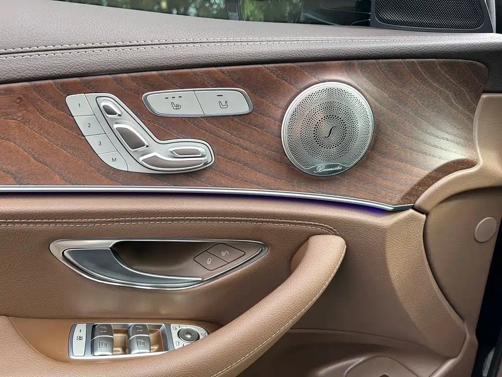Mercedes-Benz Mercedes-Benz E-Class 2023 Model Year Facelift E 300 L Fashion Edition 2023 - thumbnail 7