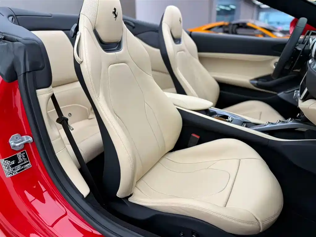 Ferrari Portofino 2021 3.9T M 2023 - thumbnail 12