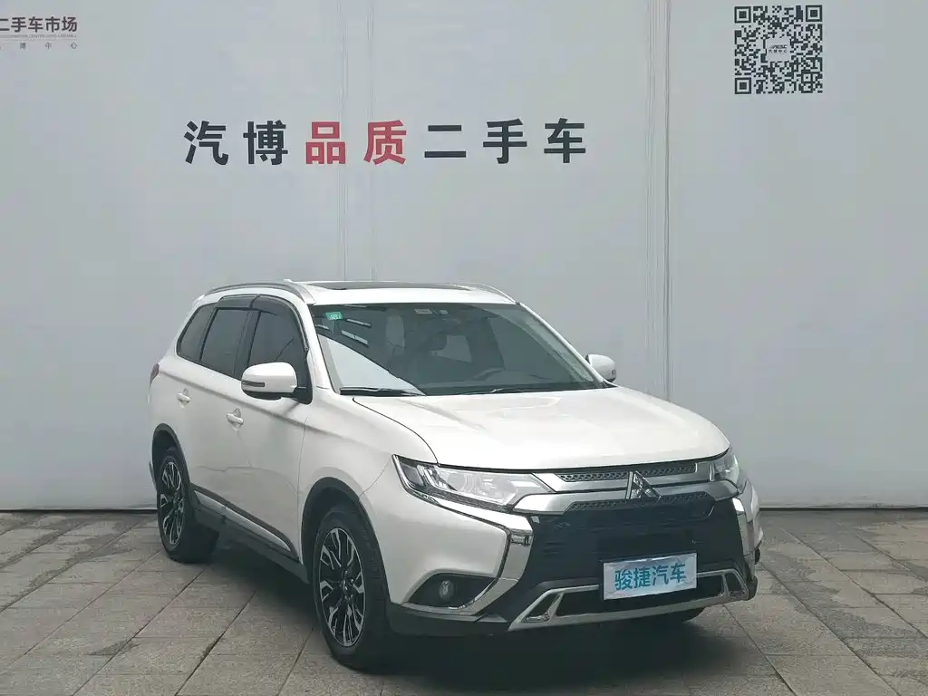 Mitsubishi Outlander 2019 2.0L 2WD Comfort Edition 5-seater China VI 2019 - thumbnail 3
