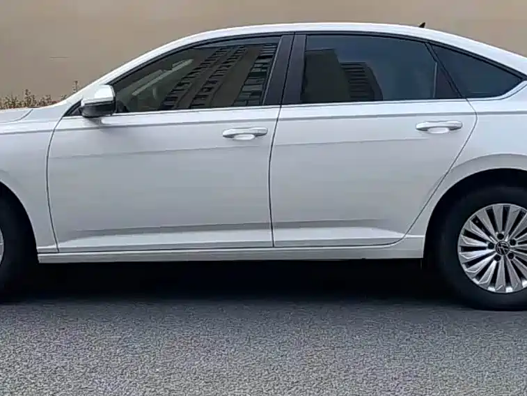 Volkswagen Volkswagen Lavida 2022 1.5L Automatic Comfort Edition 2022 - thumbnail 5