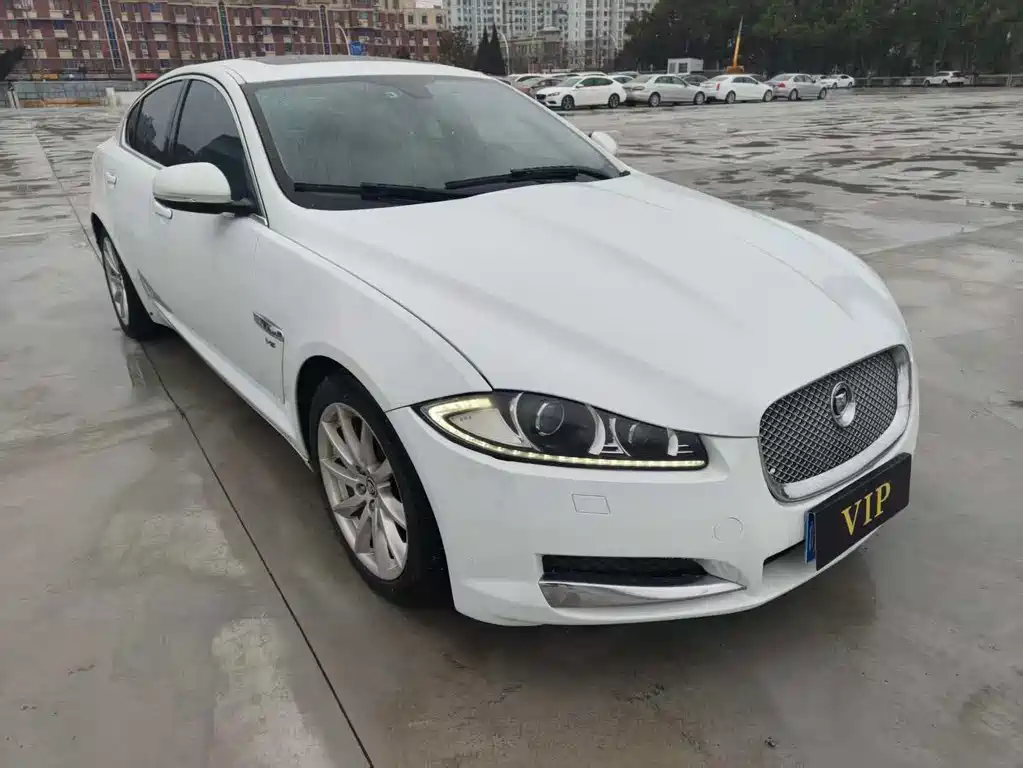 Jaguar Jaguar XF 2012 XF 3.0L V6 Portfolio 2012 - thumbnail 2