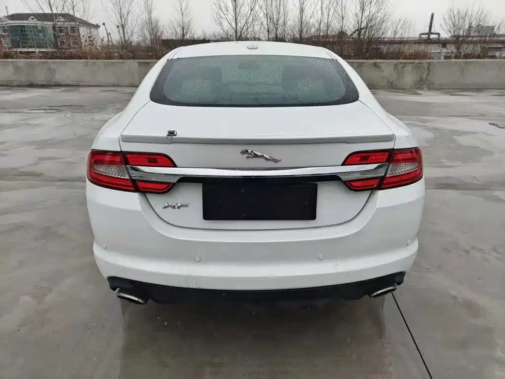 Jaguar Jaguar XF 2012 XF 3.0L V6 Portfolio 2012 - thumbnail 9