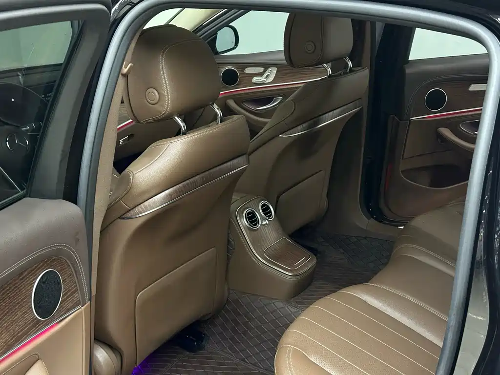 Mercedes-Benz Mercedes-Benz E-Class 2021 E 300 L Fashion Edition 2021 - thumbnail 5