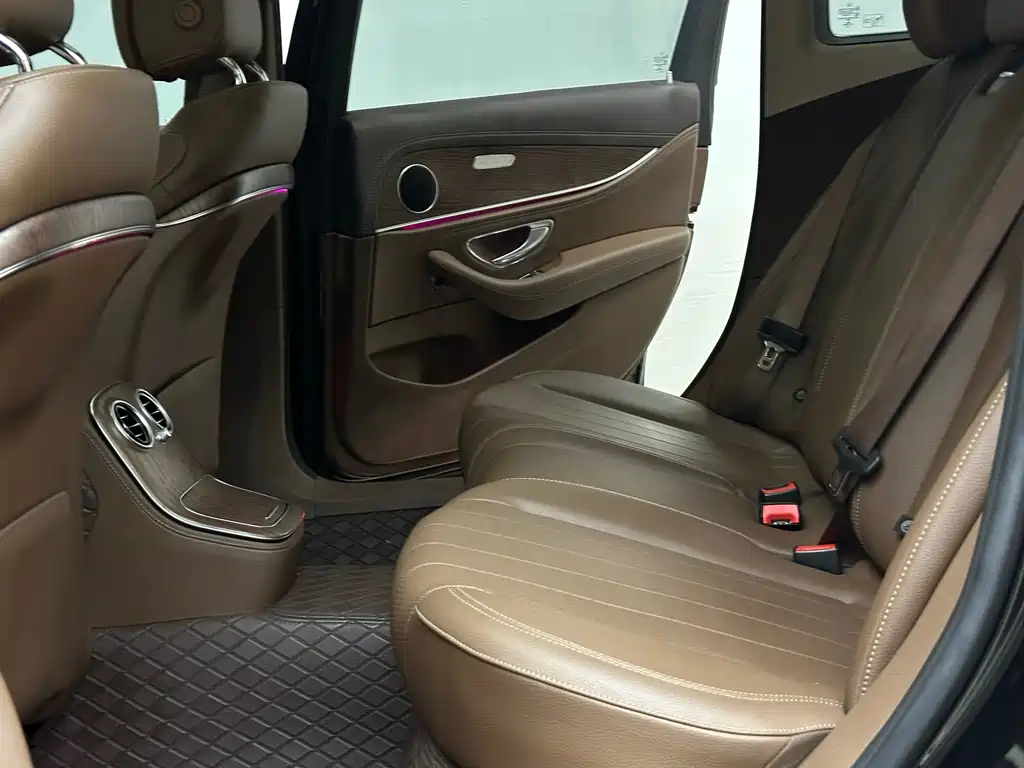 Mercedes-Benz Mercedes-Benz E-Class 2021 E 300 L Fashion Edition 2021 - thumbnail 6