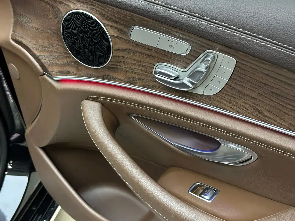 Mercedes-Benz Mercedes-Benz E-Class 2021 E 300 L Fashion Edition 2021 - thumbnail 15