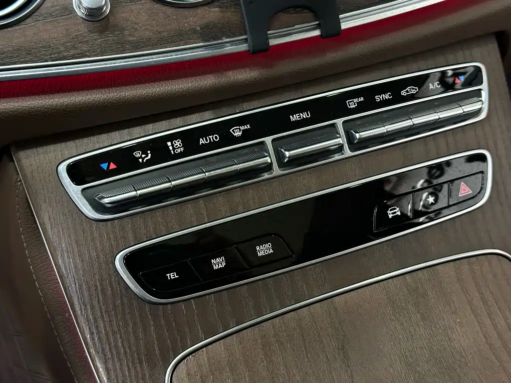Mercedes-Benz Mercedes-Benz E-Class 2021 E 300 L Fashion Edition 2021 - thumbnail 20