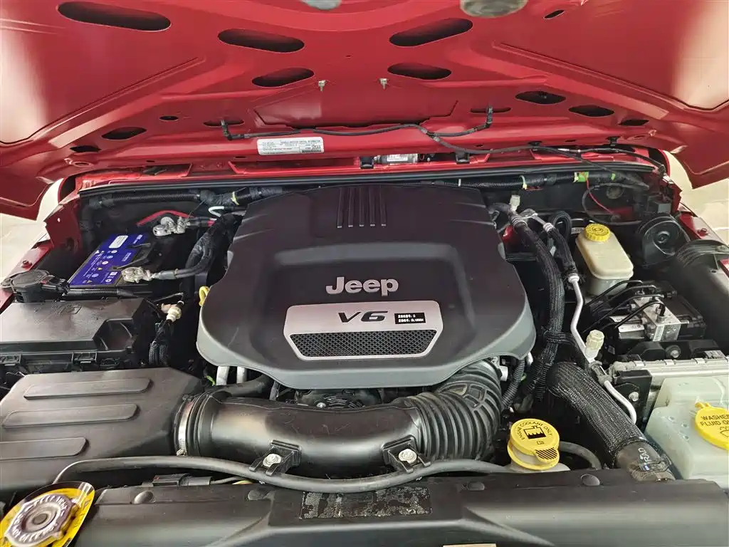 Jeep Jeep Wrangler 2015 3.6L Rubicon Two-Door Comfort Edition 2016 - thumbnail 9