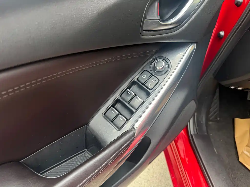 Mazda Mazda Atenza 2018 2.0L Skyactiv Luxury Edition China V 2017 - thumbnail 12