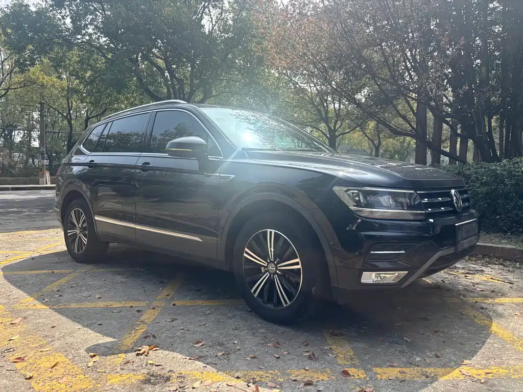 Volkswagen Tiguan L 2019 330TSI Automatic 2WD Panoramic Comfort Edition China VI 2019 - thumbnail 2