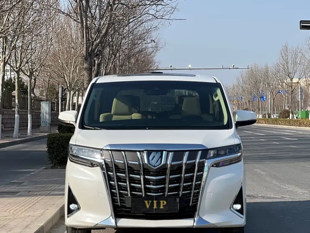 Toyota Alphard 2021 Model Hybrid 2.5L Luxury Version 2022 - thumbnail 2