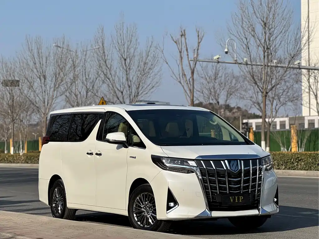 Toyota Alphard 2021 Model Hybrid 2.5L Luxury Version 2022 - thumbnail 3