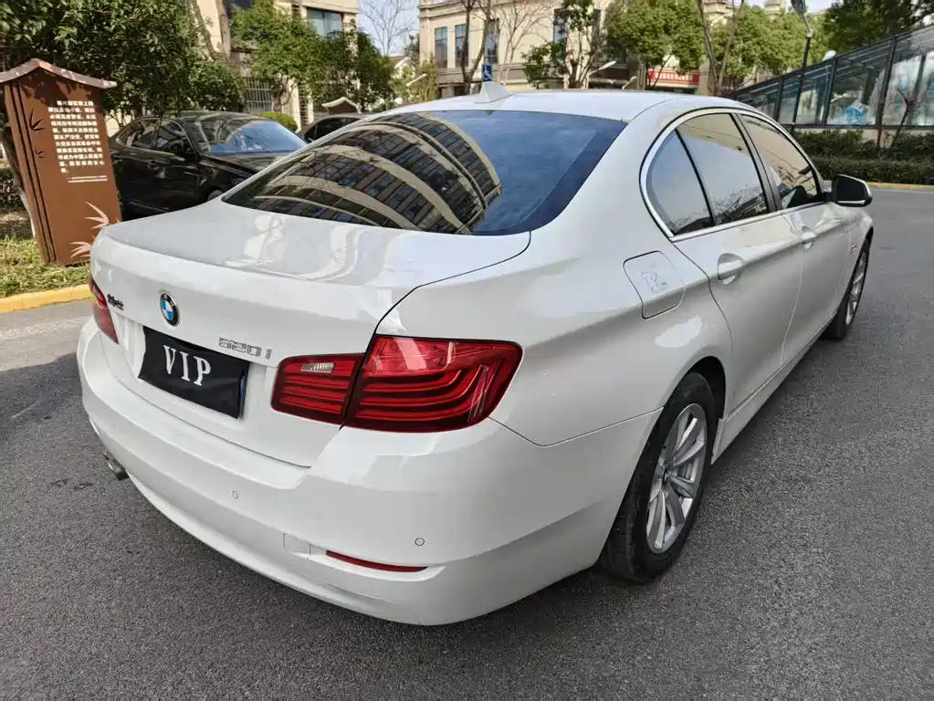 BMW BMW 5 Series Import 2014 520i Elegant 2015 - thumbnail 8