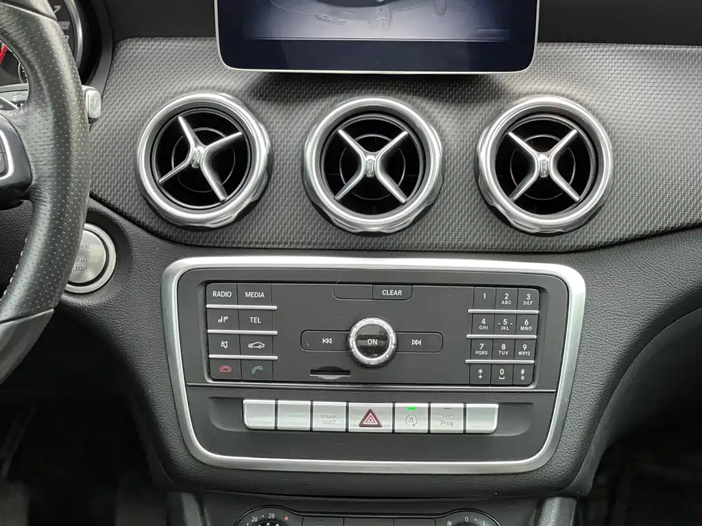 Mercedes-Benz Mercedes-Benz GLA 2018 GLA 200 Style 2019 - thumbnail 7