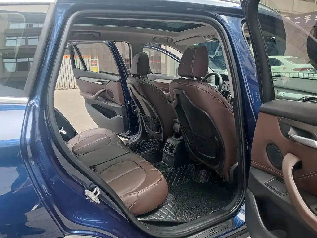 BMW BMW X1 2019 sDrive18Li Premium Model 2019 - thumbnail 12