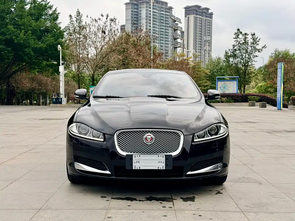 Jaguar Jaguar XF 2015 XF 2.0T Luxury Edition 2014 - thumbnail 4