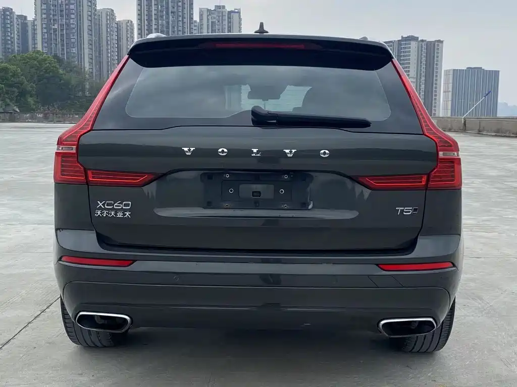 Volvo Volvo XC60 2019 T5 AWD Momentum Edition Euro VI 2019 - thumbnail 5
