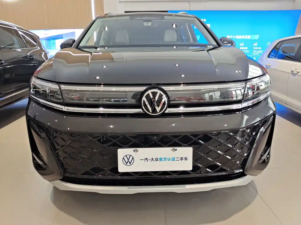 Volkswagen Landscape 2026 450TSI AWD Flagship 6-seater 2025 - thumbnail 2