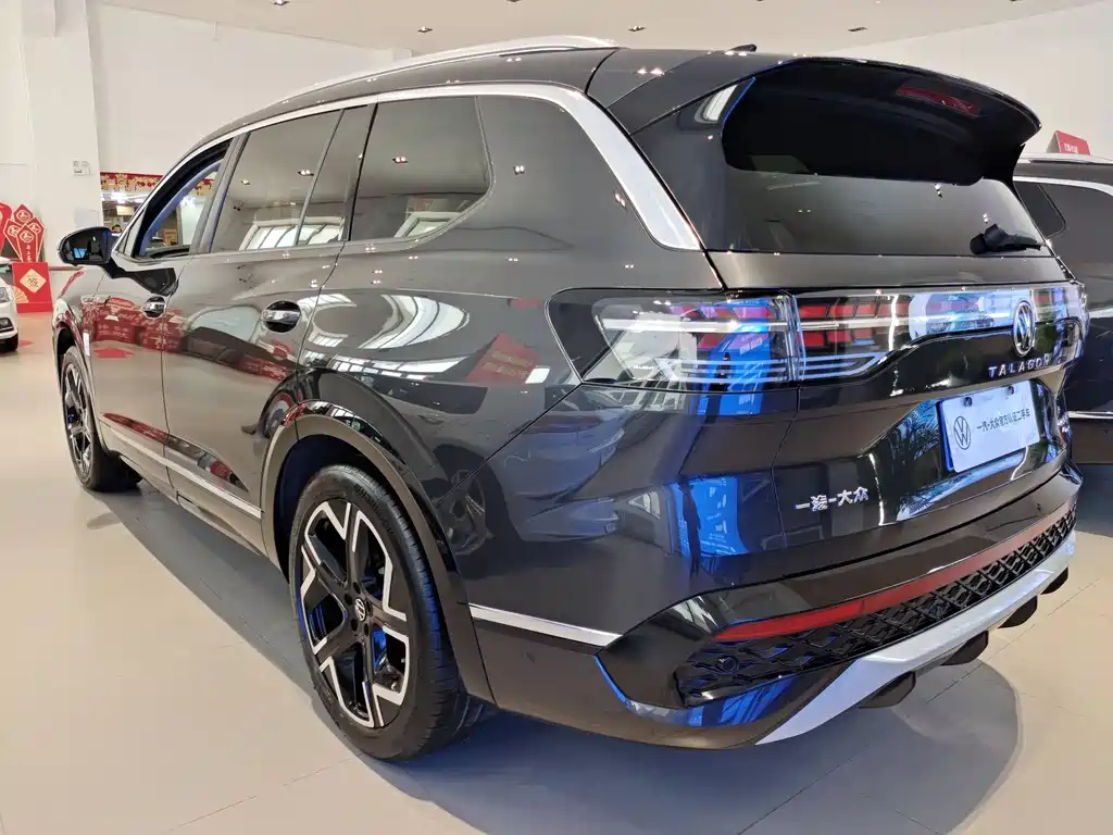 Volkswagen Landscape 2026 450TSI AWD Flagship 6-seater 2025 - thumbnail 3